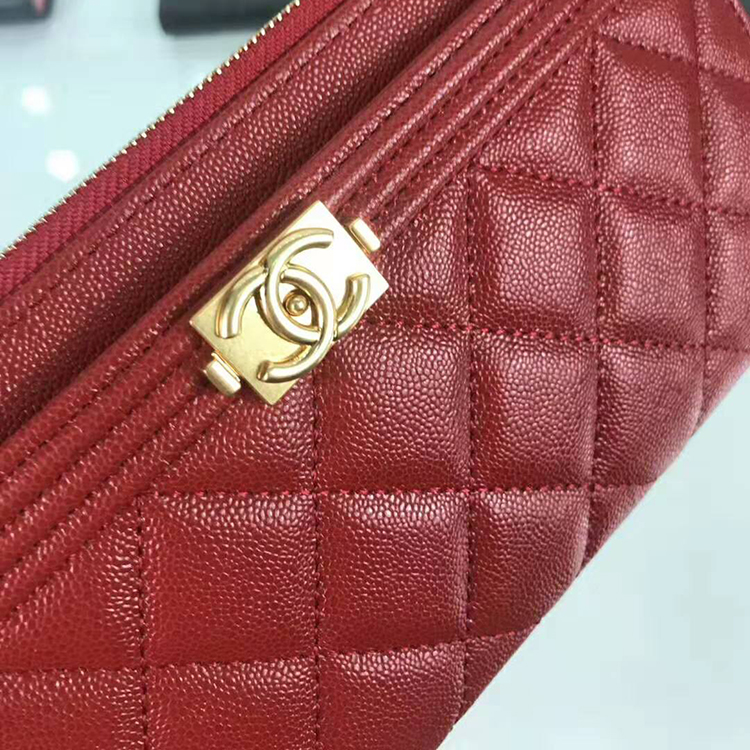 2019 BOY CHANEL Pouch