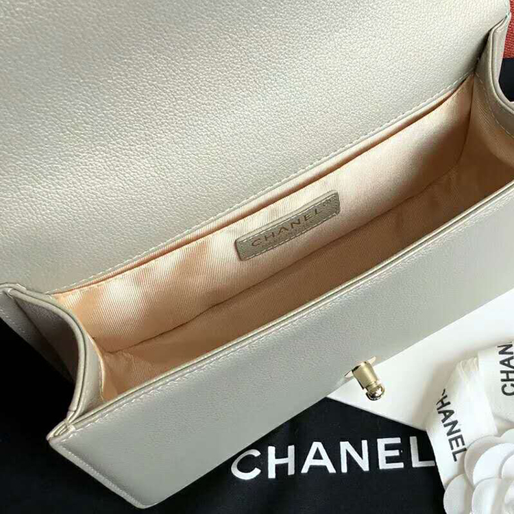 2019 Boy Chanel Flap Shoulder Bag