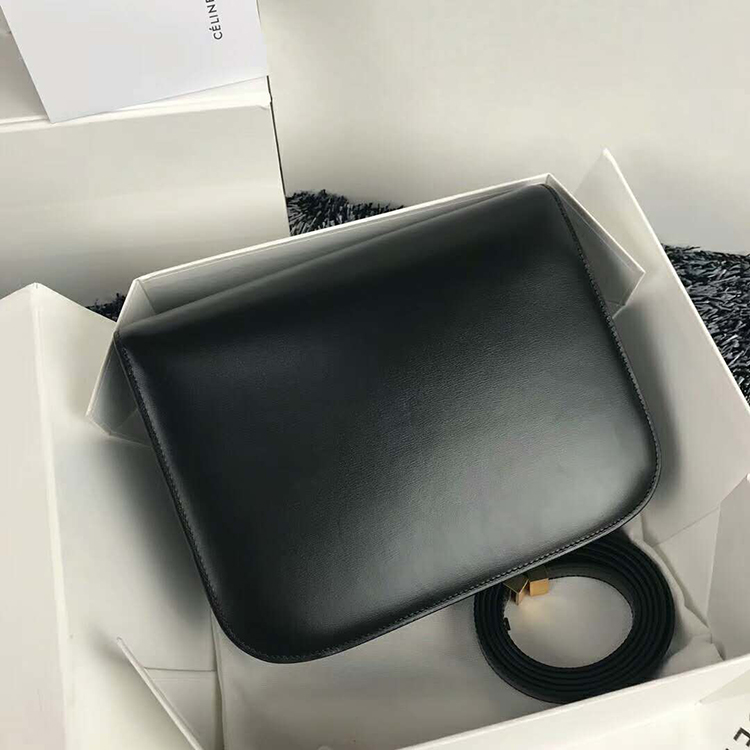 2019 CELINE MEDIUM CLASSIC BAG IN BOX CALFSKIN