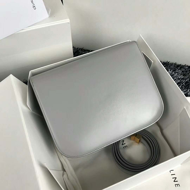 2019 CELINE MEDIUM CLASSIC BAG IN BOX CALFSKIN