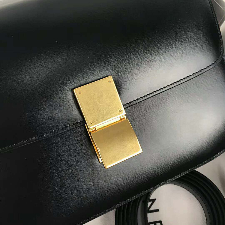 2019 CELINE MEDIUM CLASSIC BAG IN BOX CALFSKIN