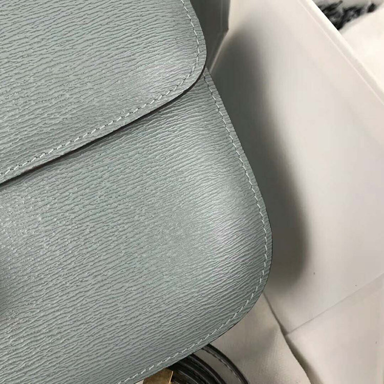 2019 CELINE MEDIUM CLASSIC BAG IN BOX CALFSKIN