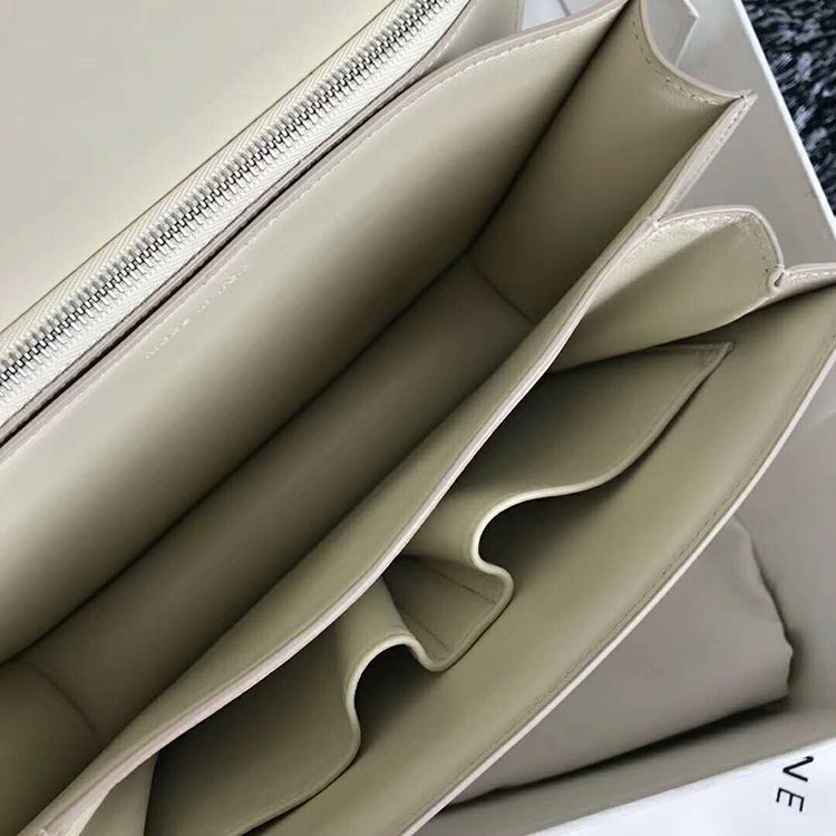 2019 CELINE MEDIUM CLASSIC BAG IN BOX CALFSKIN