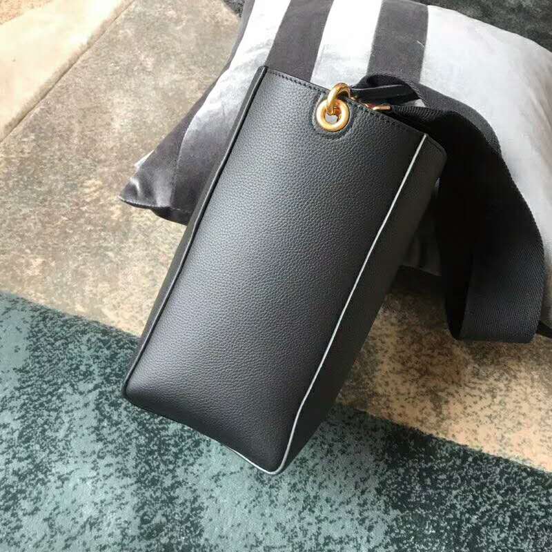 2019 Celine SANGLE SMALL BUCKET BAG IN SOFT GRAINED CALFSKIN