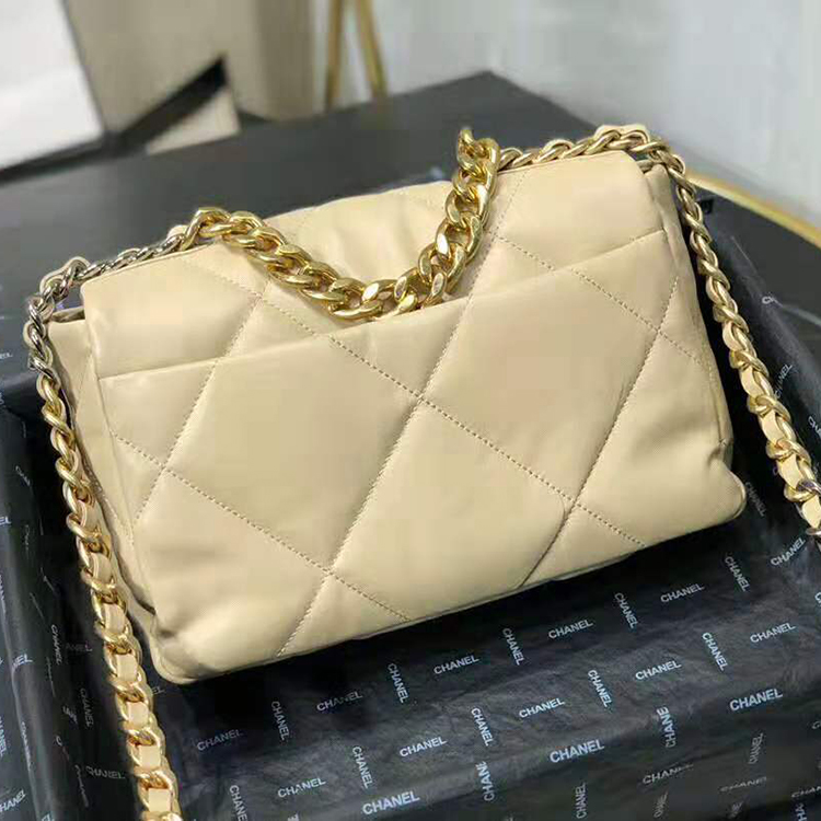 2019 Chanel 19 flap bag