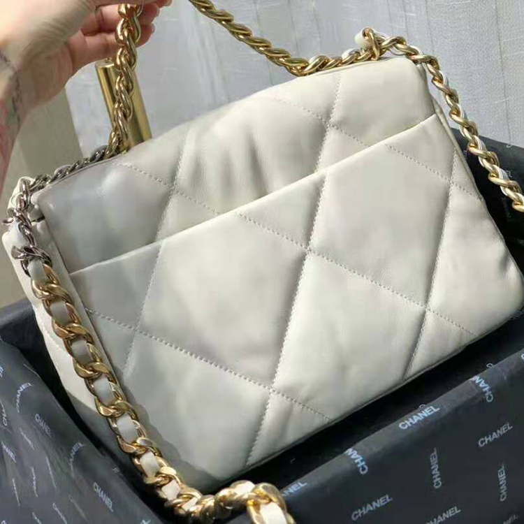 2019 Chanel 19 flap bag