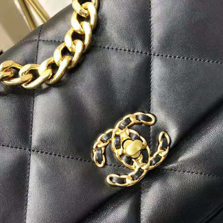 2019 Chanel 19 flap bag