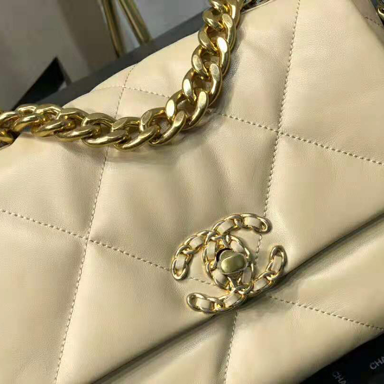 2019 Chanel 19 flap bag