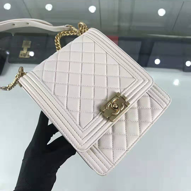 2019 Chanel BOY CHANEL HANDBAG