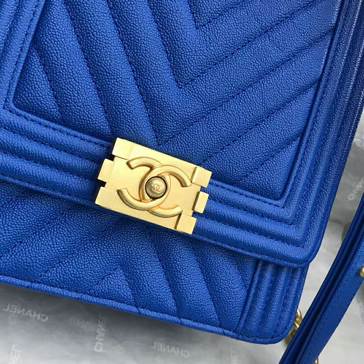 2019 Chanel BOY CHANEL HANDBAG