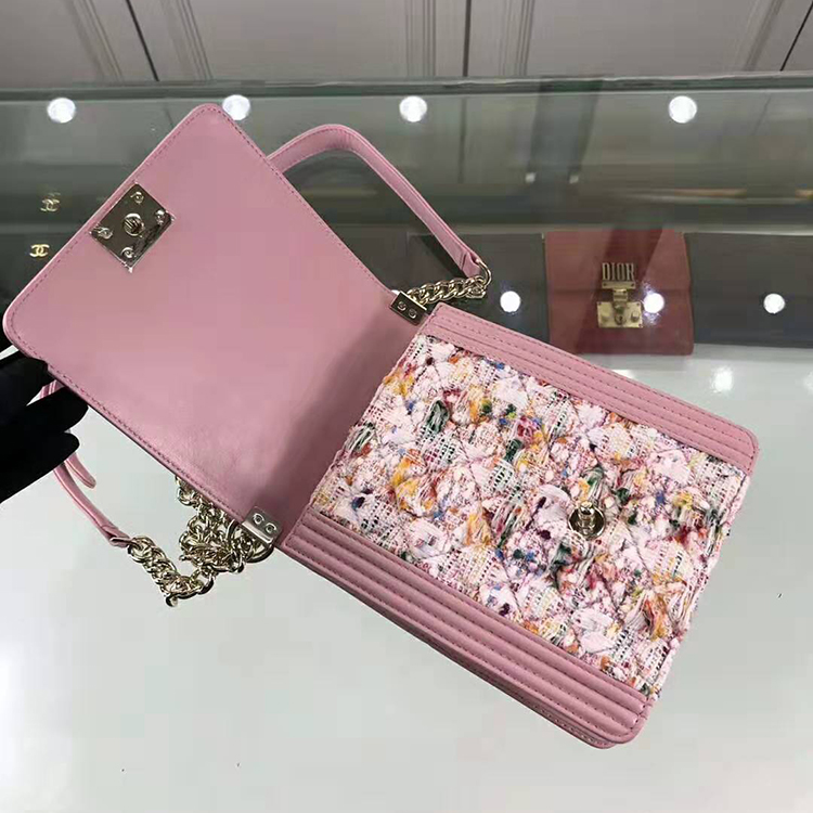 2019 Chanel BOY CHANEL HANDBAG