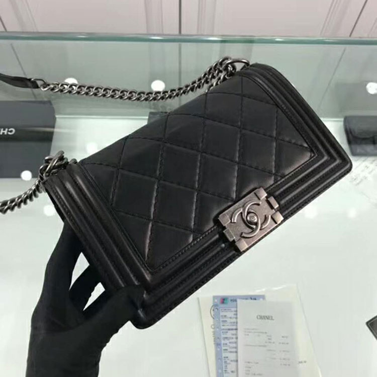 2019 Chanel Boy Flap Shoulder Bag Original Leather