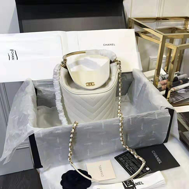 2019 Chanel Bucket bag