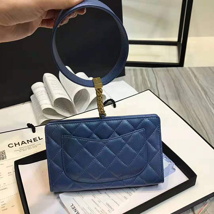 2019 Chanel CLUTCH