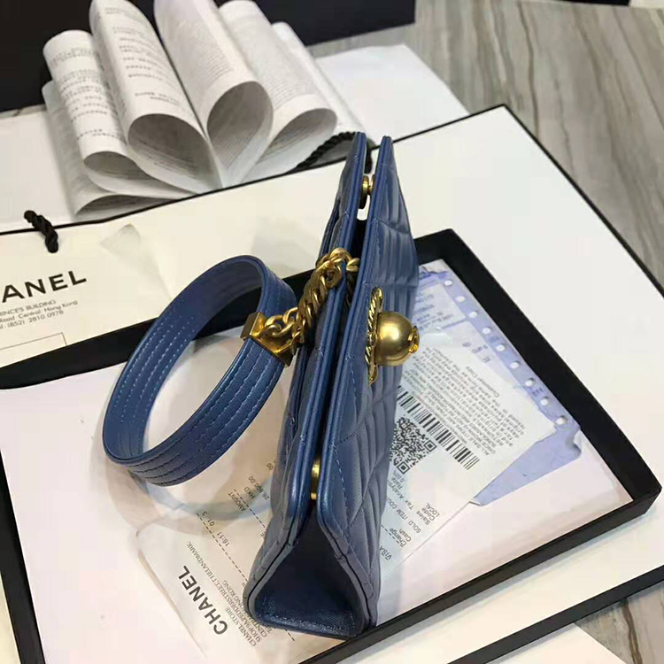 2019 Chanel CLUTCH