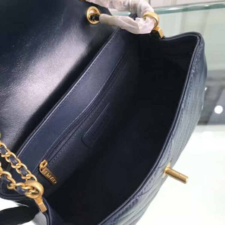 2019 Chanel Cloudy touch Shoulder Messenger Bag