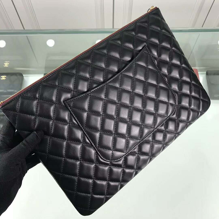 2019 Chanel Clutch