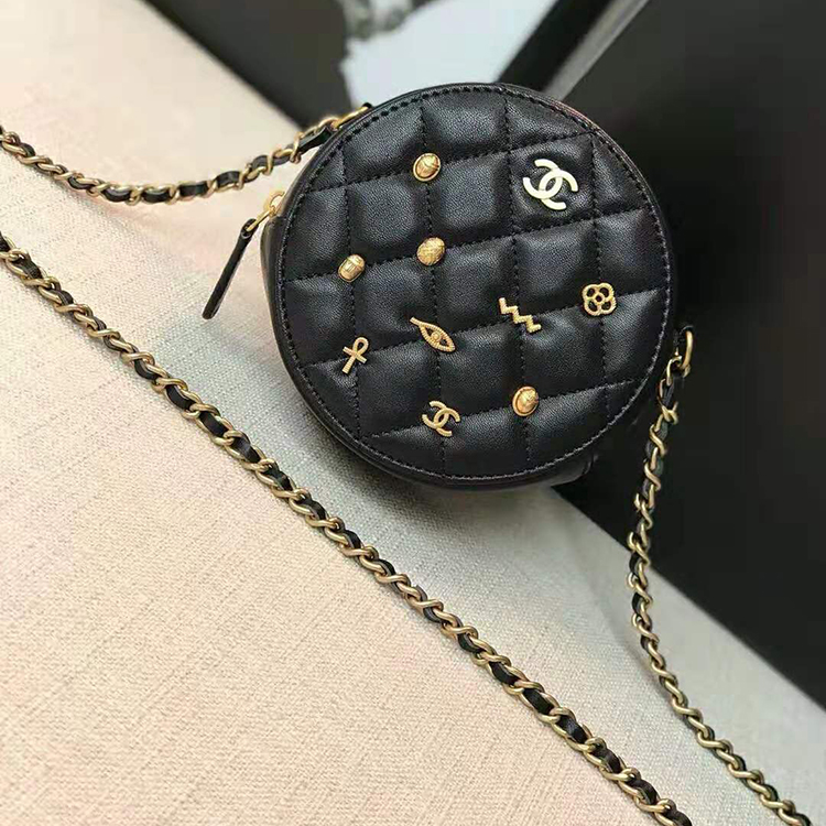 2019 Chanel Clutch with Chain