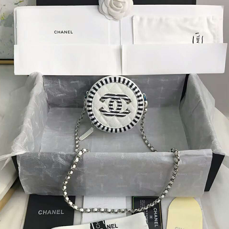 2019 Chanel Clutch with Chain