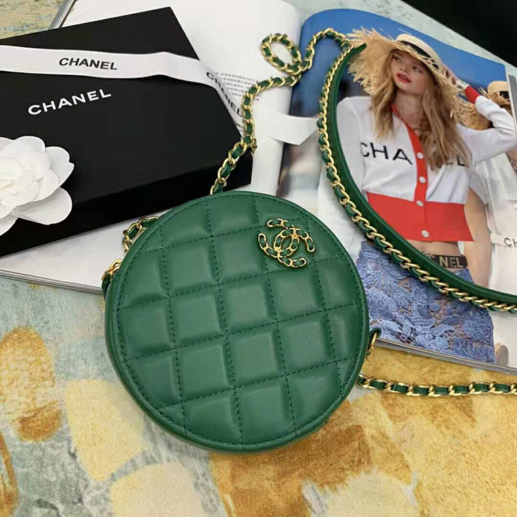 2019 Chanel Clutch with Chain