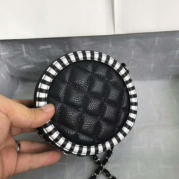 2019 Chanel Clutch with Chain