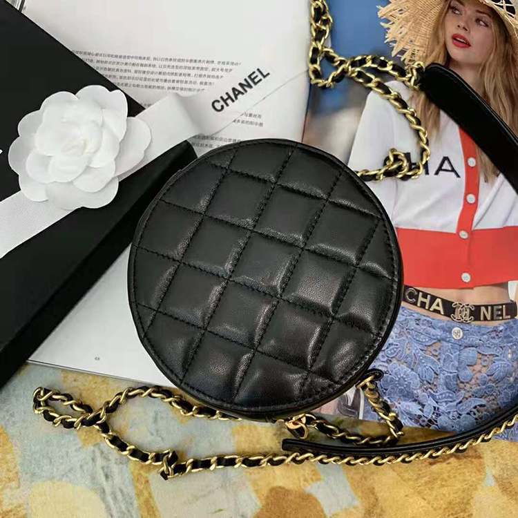 2019 Chanel Clutch with Chain