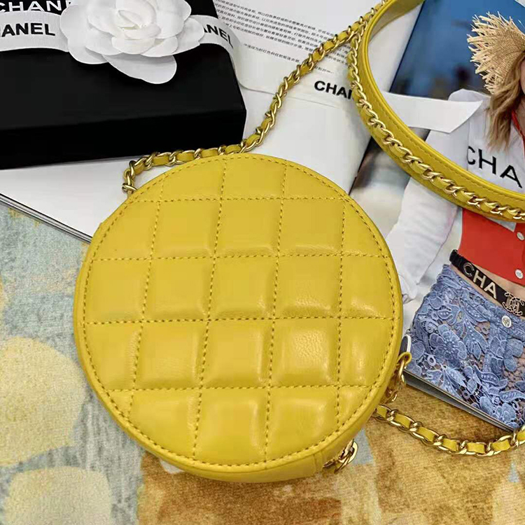 2019 Chanel Clutch with Chain