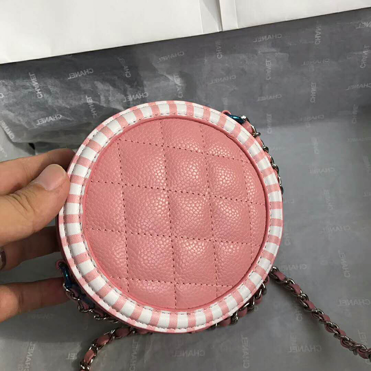 2019 Chanel Clutch with Chain