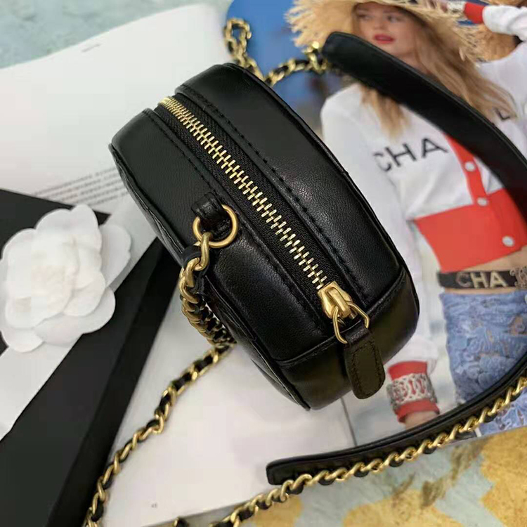 2019 Chanel Clutch with Chain