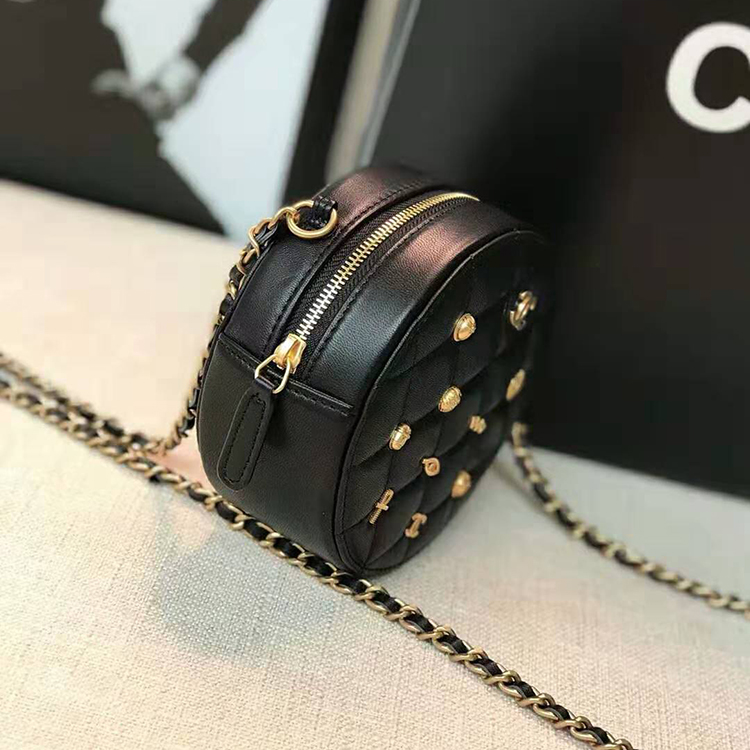 2019 Chanel Clutch with Chain