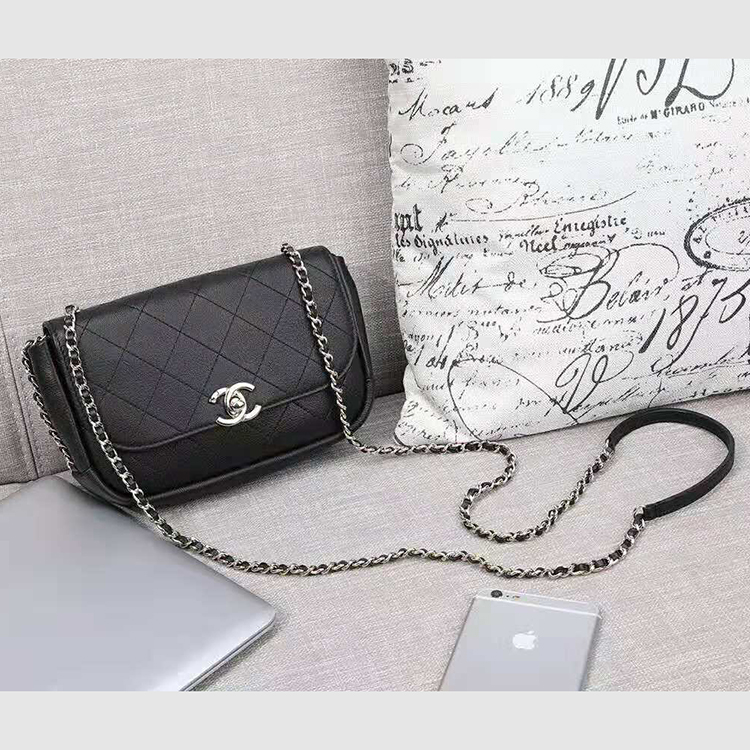 2019 Chanel FLAP BAG