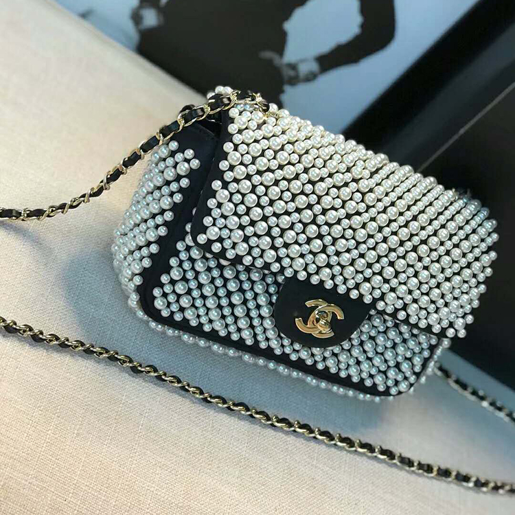 2019 Chanel FLAP BAG