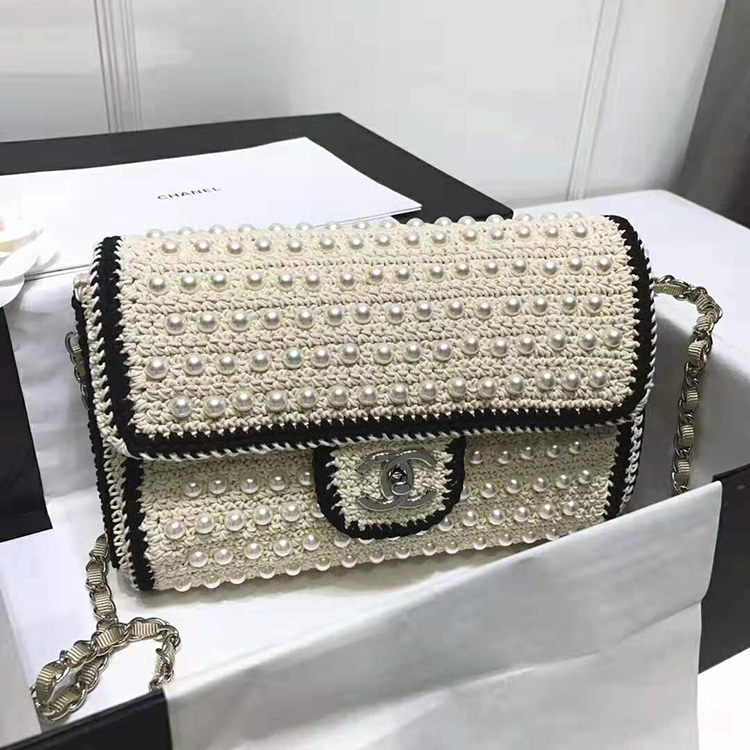 2019 Chanel FLAP BAG