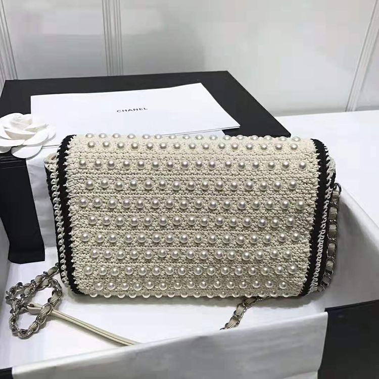 2019 Chanel FLAP BAG