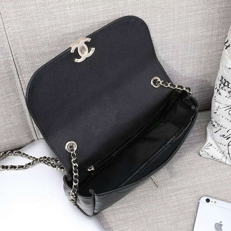 2019 Chanel FLAP BAG