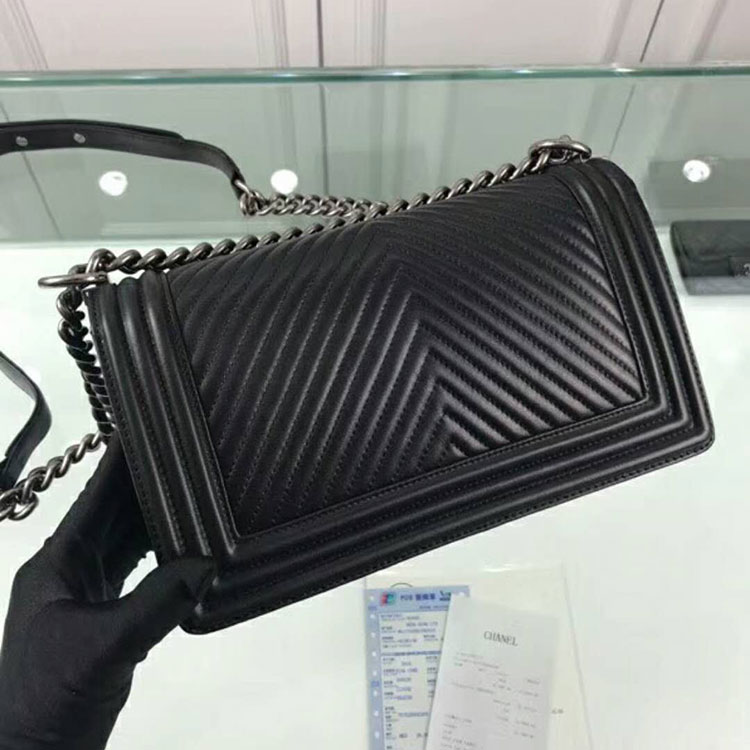 2019 Chanel Le Boy Flap Shoulder Bag