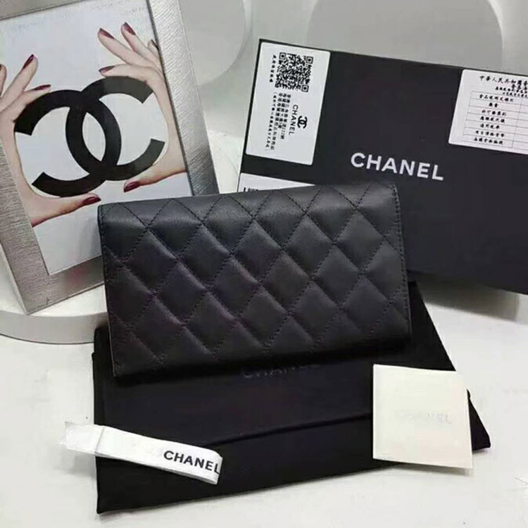 2019 Chanel Matelasse Wallet