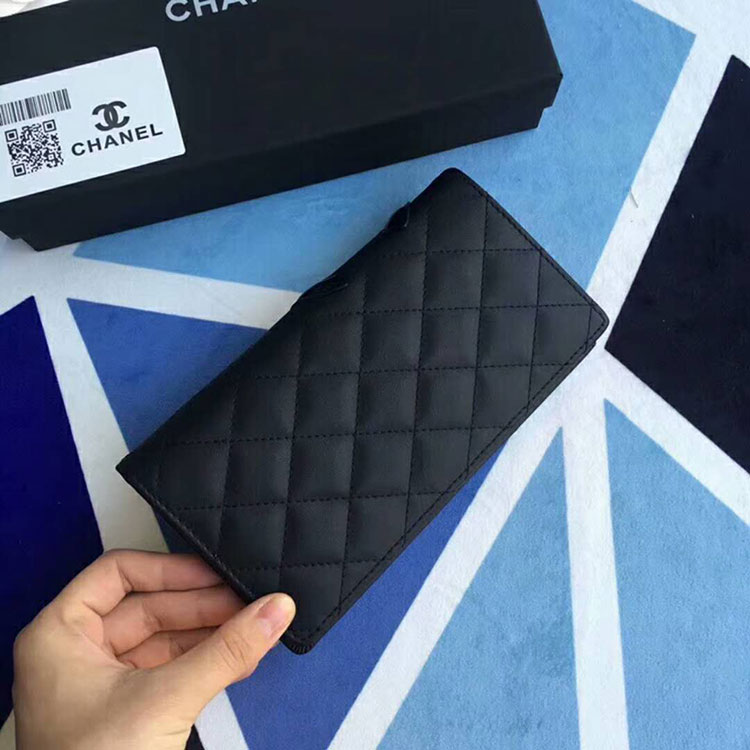 2019 Chanel Matelasse Wallet