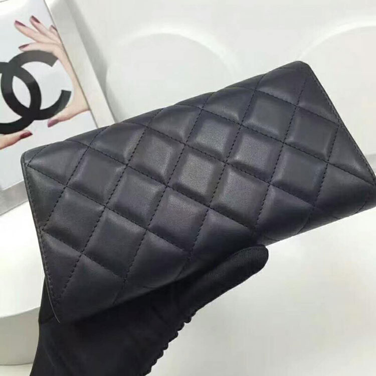 2019 Chanel Matelasse Wallet