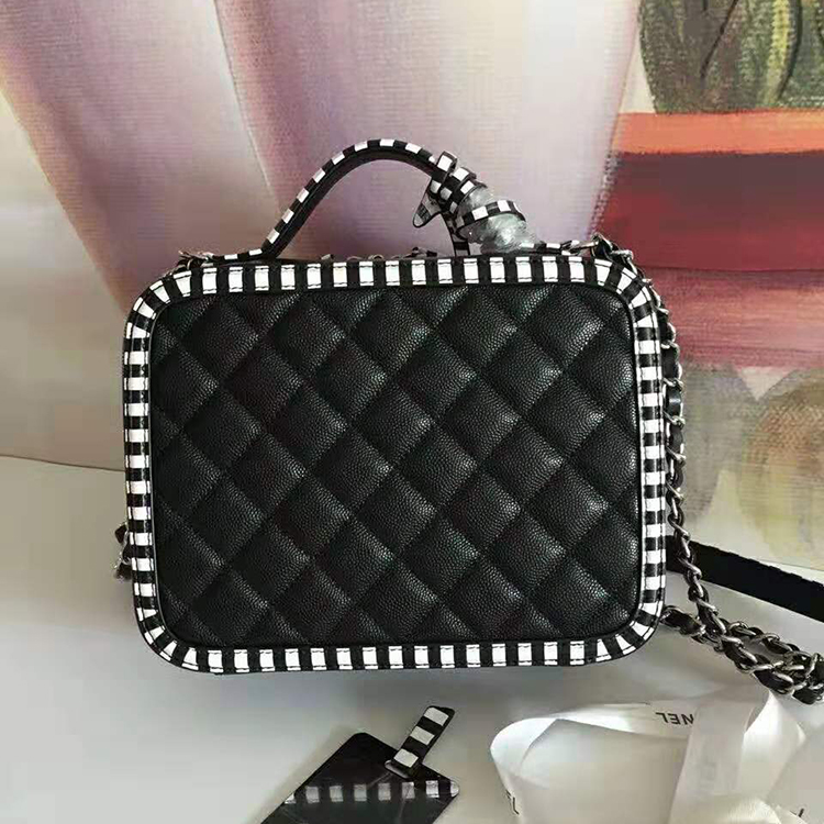 2019 Chanel Medium Vanity Case