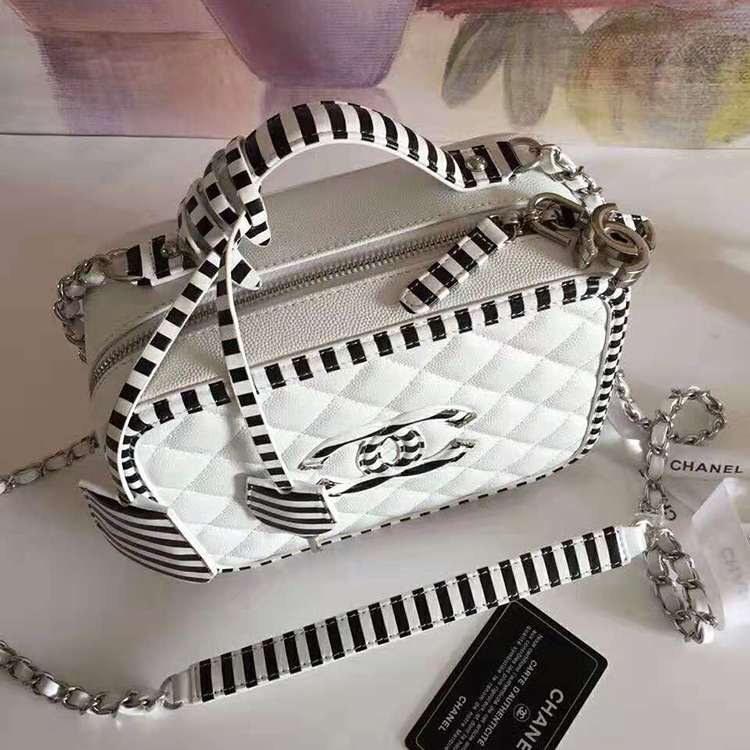 2019 Chanel Medium Vanity Case