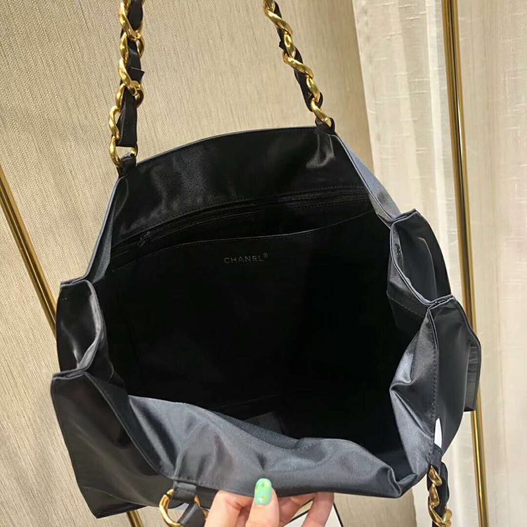 2019 Chanel Shopping Bag