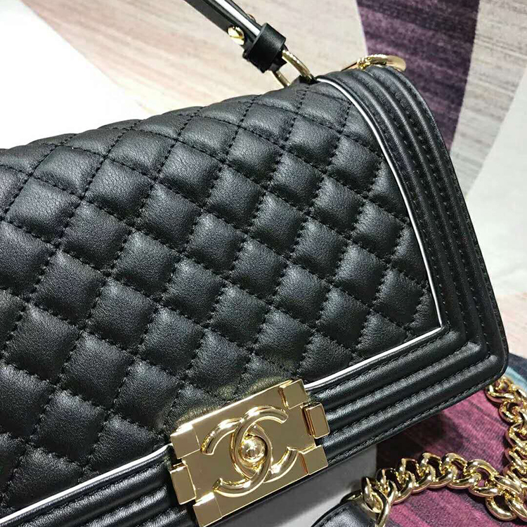 2019 Chanel Tote shoulder Bags