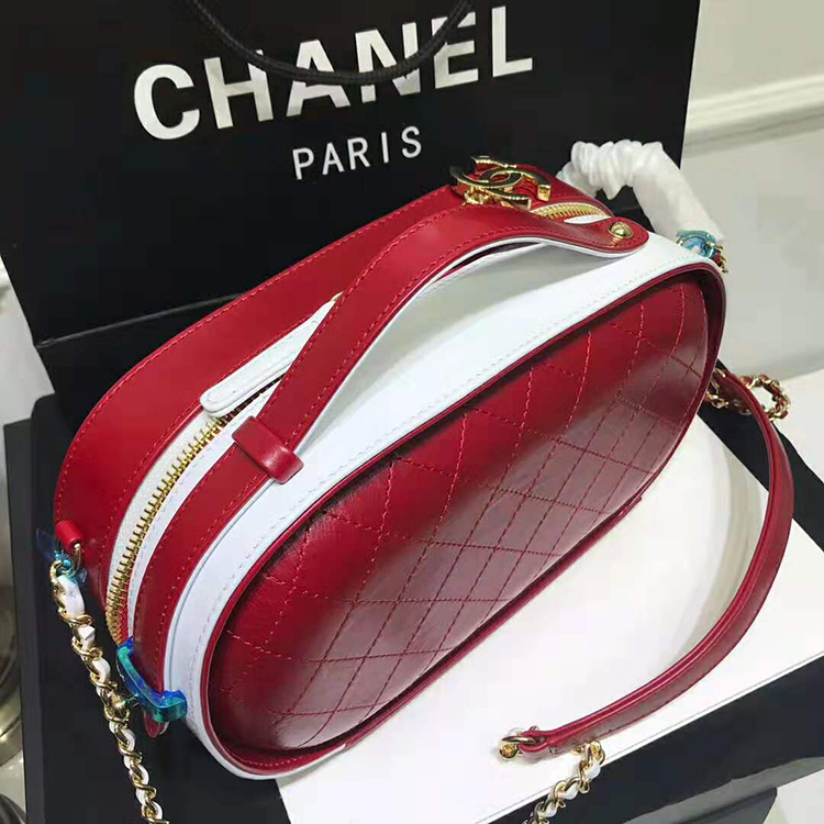 2019 Chanel VANITY CASE