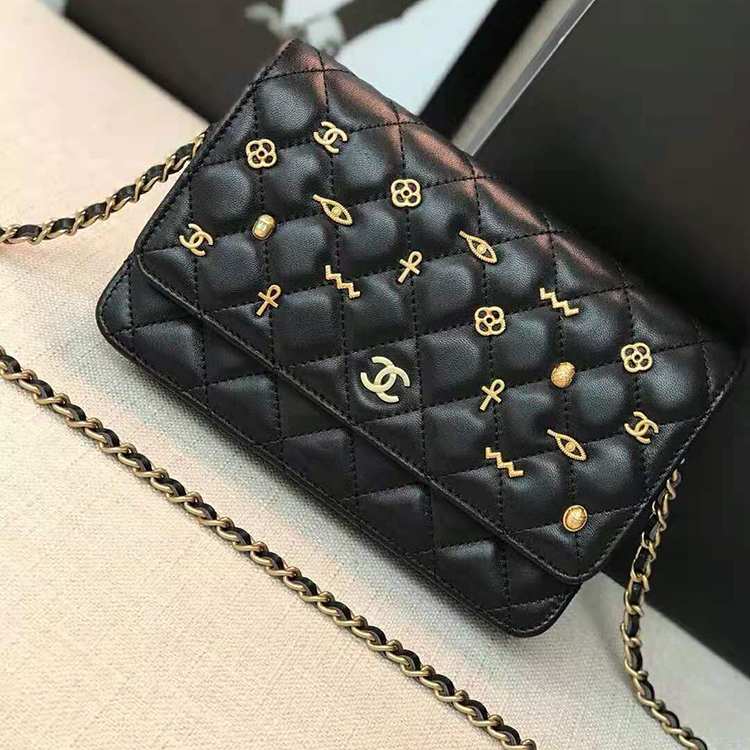 2019 Chanel WOC A33814 Mini Flap Bag