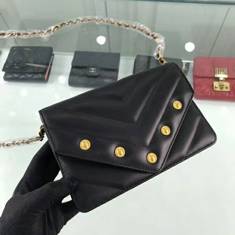 2019 Chanel WOC Chain Bag