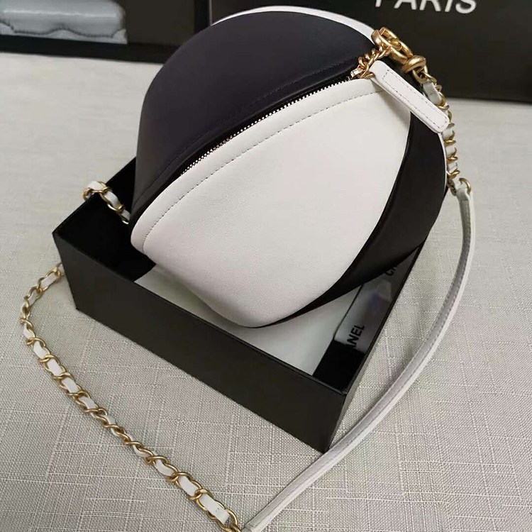 2019 Chanel beach ball handbag