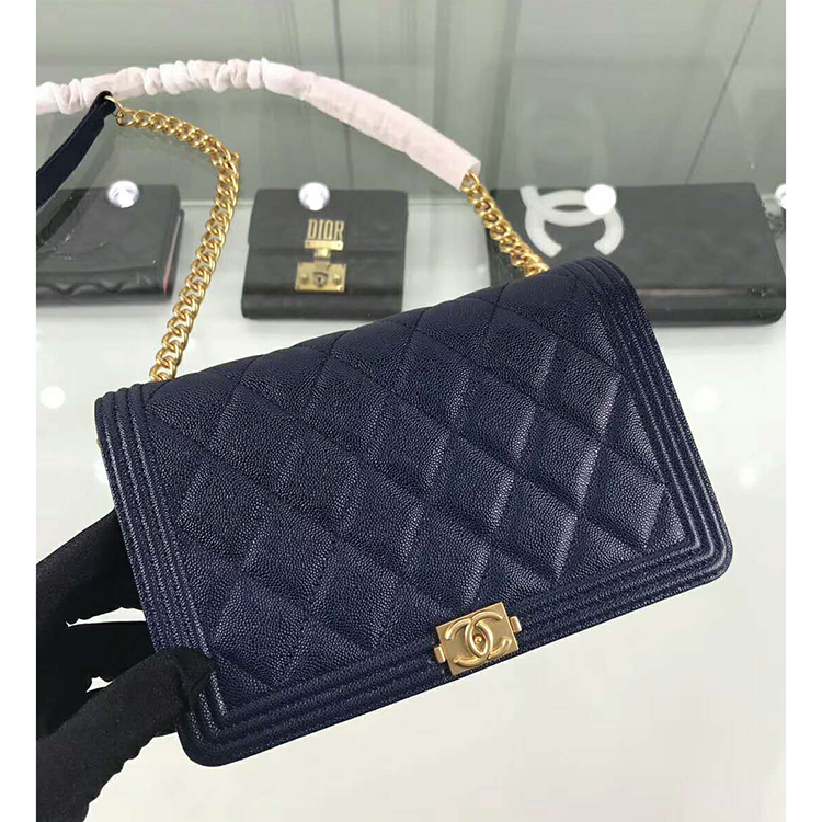 2019 Chanel boy chanel wallet on chain