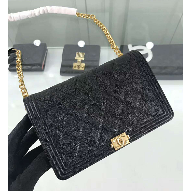 2019 Chanel boy chanel wallet on chain