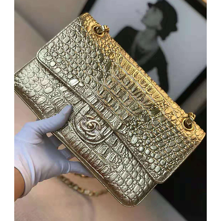 2019 Chanel classic handbag